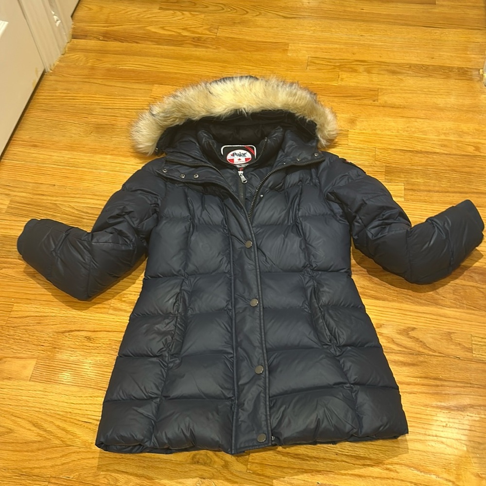 Winter ski Pajar coat. Navy blue, faux fur hood, button and two zippers.